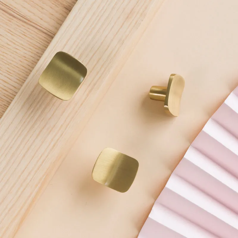 Gold Tap Wall Hook & Knobs
