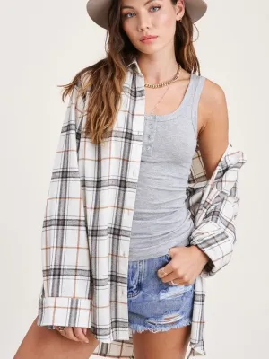 Meet me at the Cafe Plaid