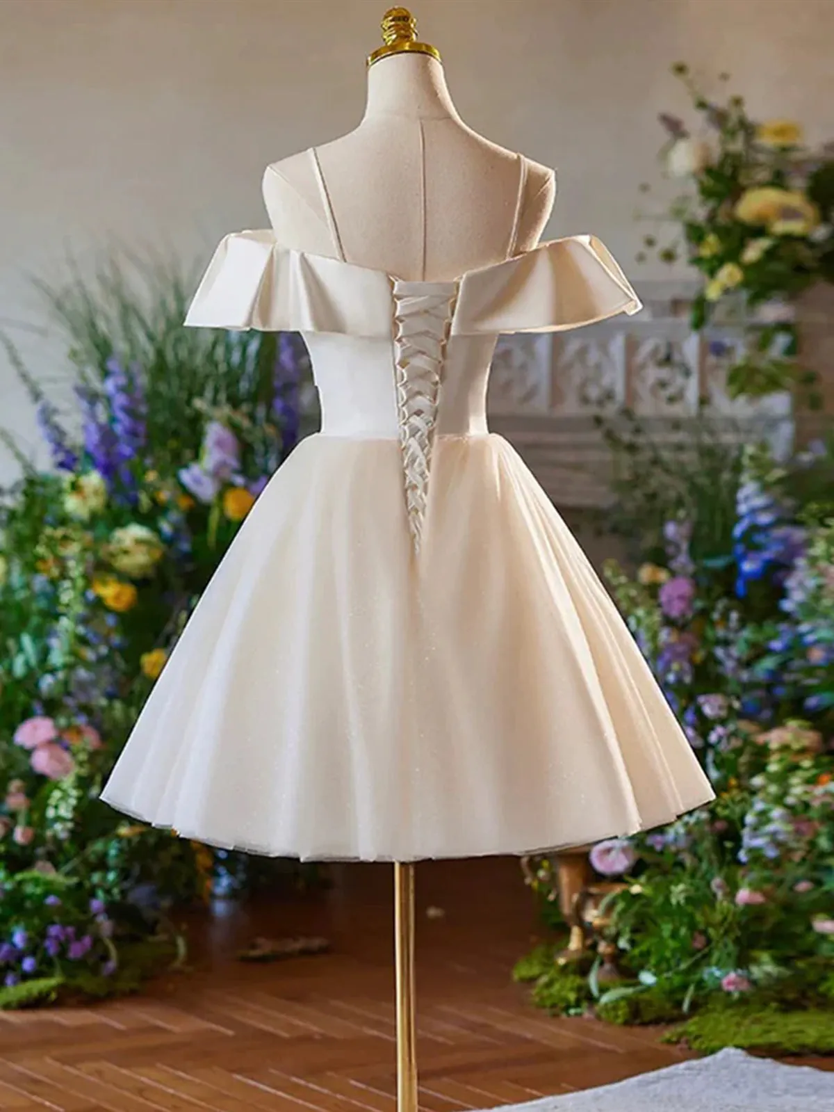 Off the Shoulder Light Champagne Tulle Short Prom Dresses, Light Champagne Homecoming Dresses