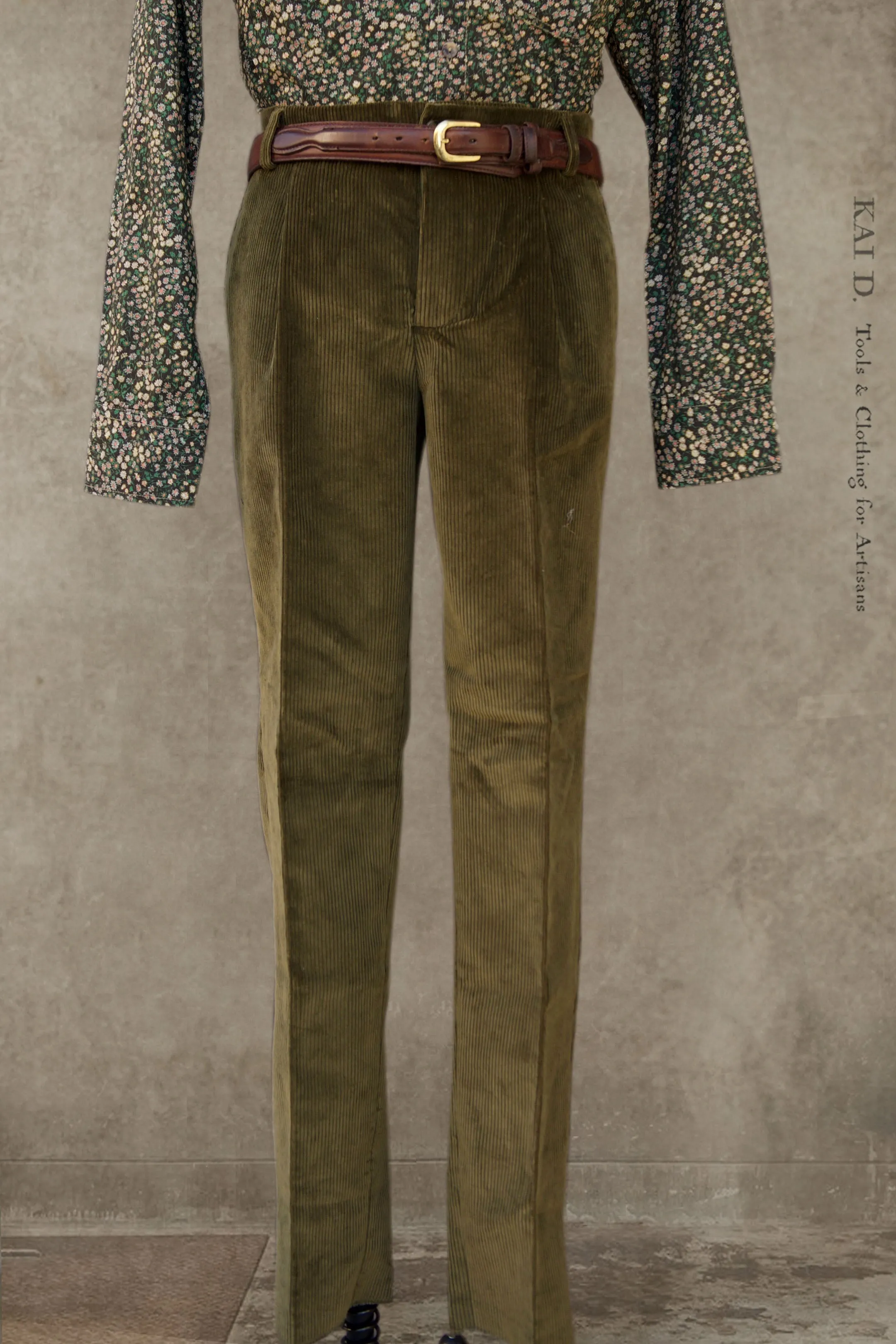 Single Pleat Trousers - Spruce Green English Corduroy - 48
