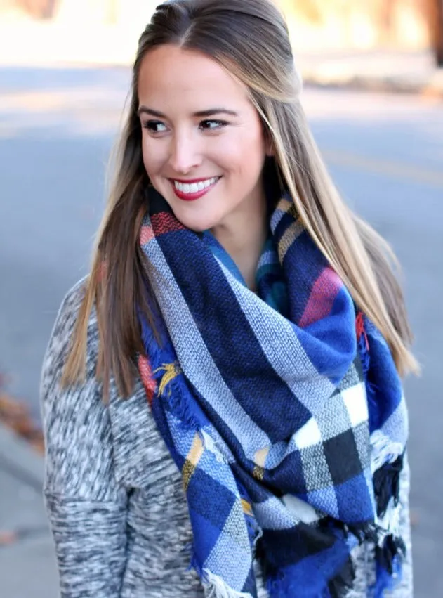 Stylish Plaid Blanket Scarf In Blue