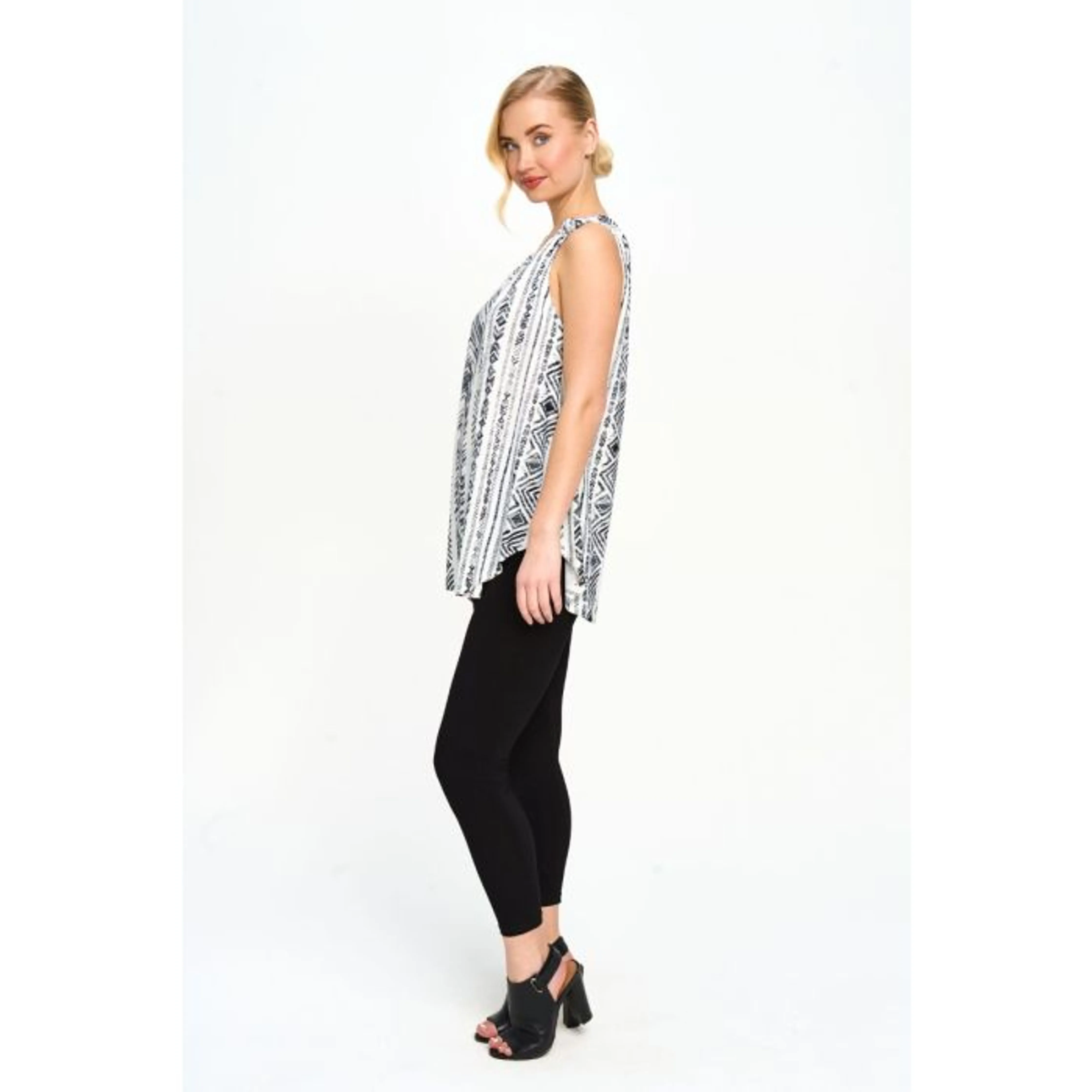 Twisted Knot Zig Zag Tank