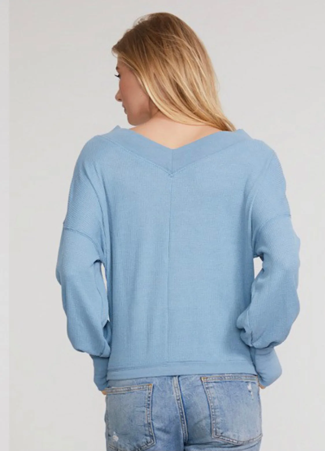 V cut bubble sleeve top
