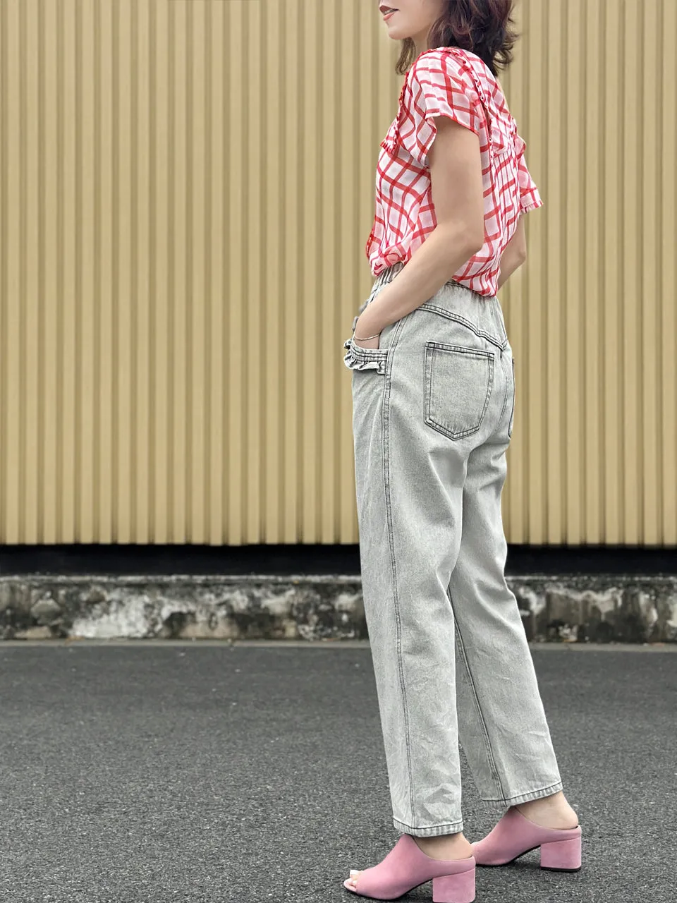 Washed Greyish White Ruffled Pocket Straight Leg Jeans